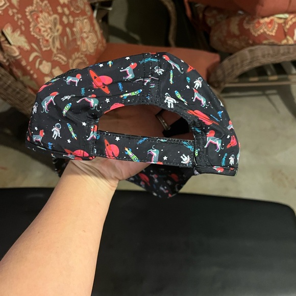 Colorful Patterned Women's Hat - Picture 3 of 4